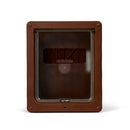 Eine Vorderansicht der unverschlossenen braunen Haustiertür von Dog Mate, die bis zu zwei Zoll selbstauskleidend ist und sich für den Einbau in alle Tür- und Wandtypen eignet