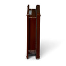 Seitenansicht der braunen Katzenklappe, die bis zu zwei Zoll dick ist und sich für den Einbau in alle Wand- und Türtypen eignet, auf weißem Hintergrund