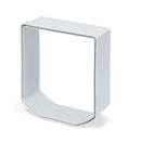 Eine schräge Ansicht der weißen Wandverkleidung, die mit den Haustierklappen 305, 355, 358 und 360 von Closer Pets auf weißem Hintergrund kompatibel ist